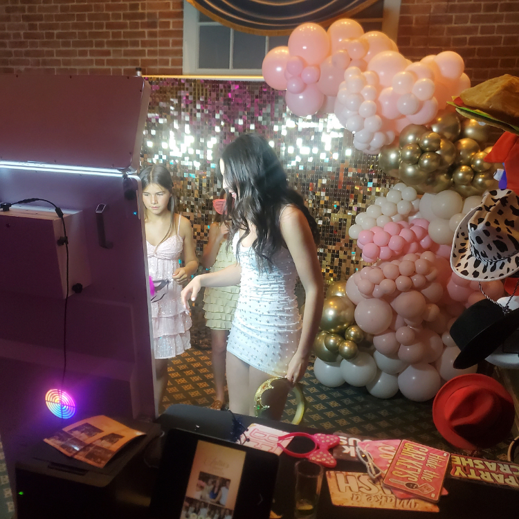 Sweet Sixteen Digital Classic