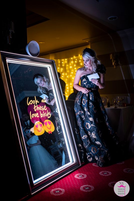 Mirror Photo Booth Gold