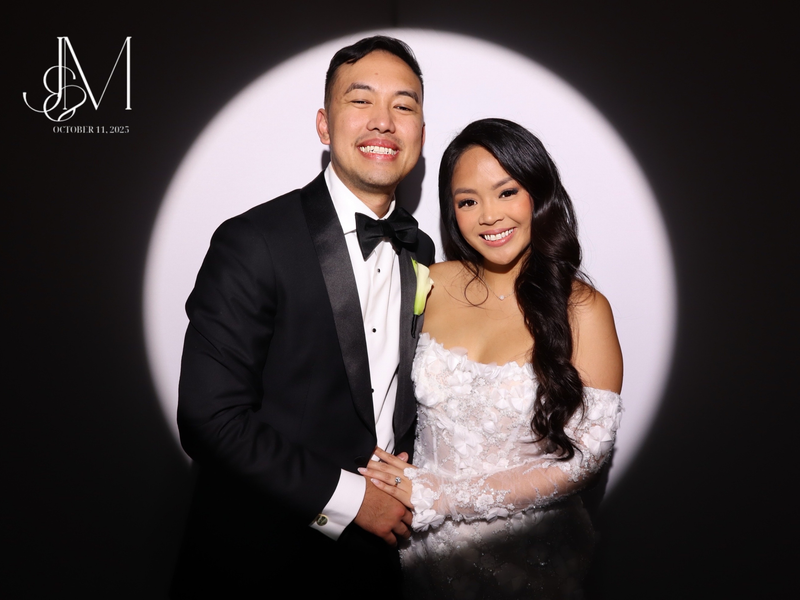 Luxury Spotlight Photo Booth