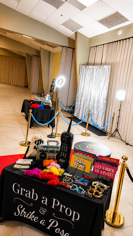 360+SELFIEBOOTH W/PRINTS