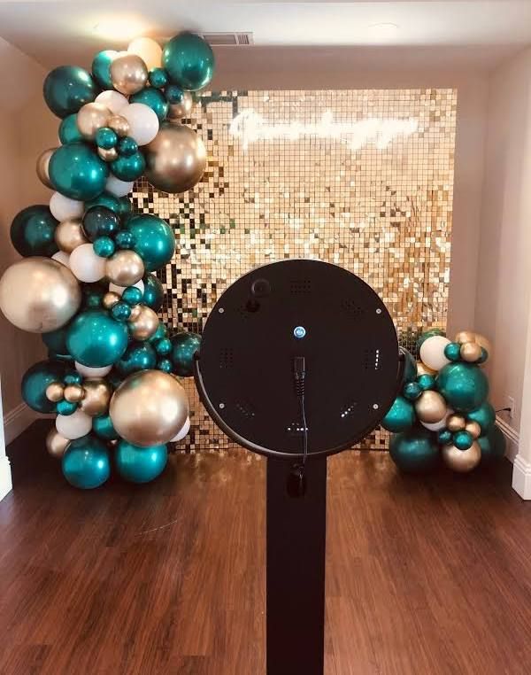 Premium Selfie Photo Booth Package