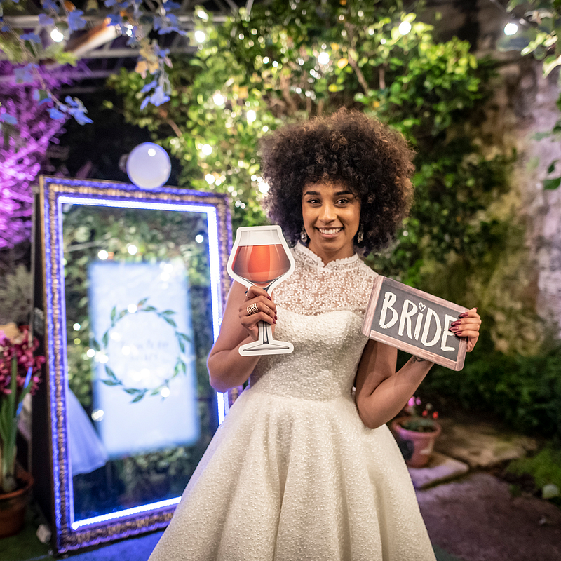 Magic Mirror Wedding Signature Experience ⭐