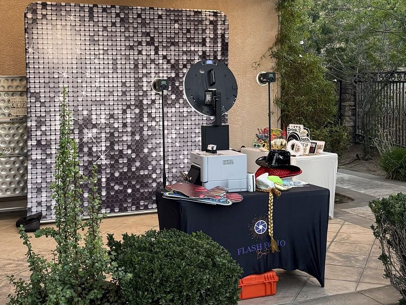 Party Starter Photo Booth 