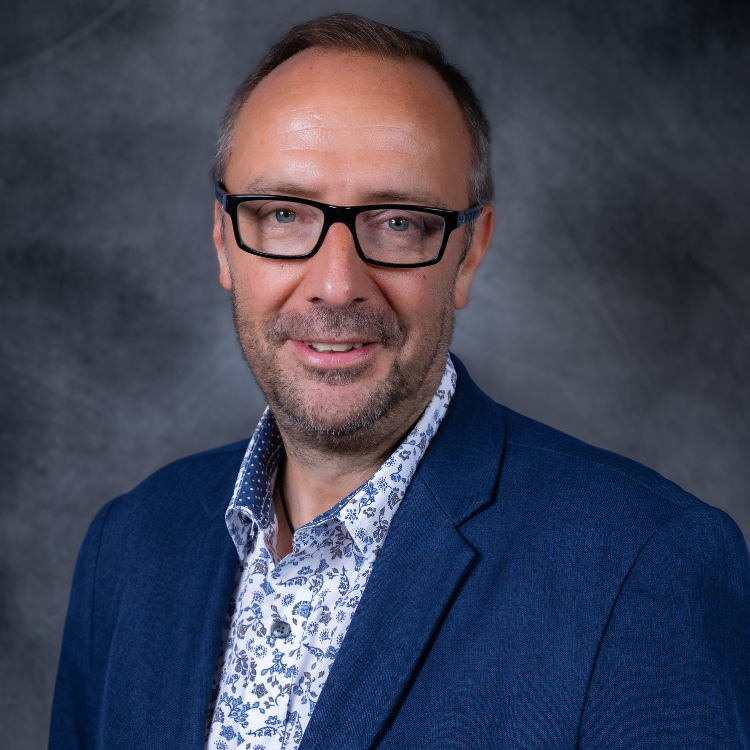 Mobile Headshot – Single Session