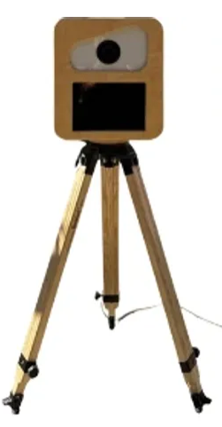 Allure Wooden Booth / DSLR sharpness