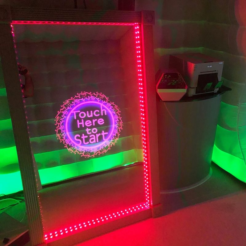 4-Hour Photo Booth Rental