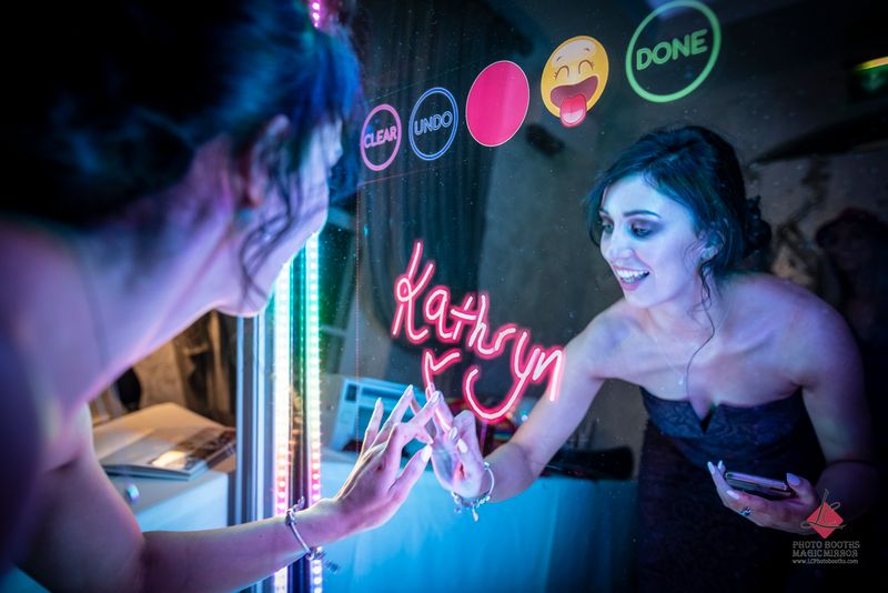 Magic Mirror Booth