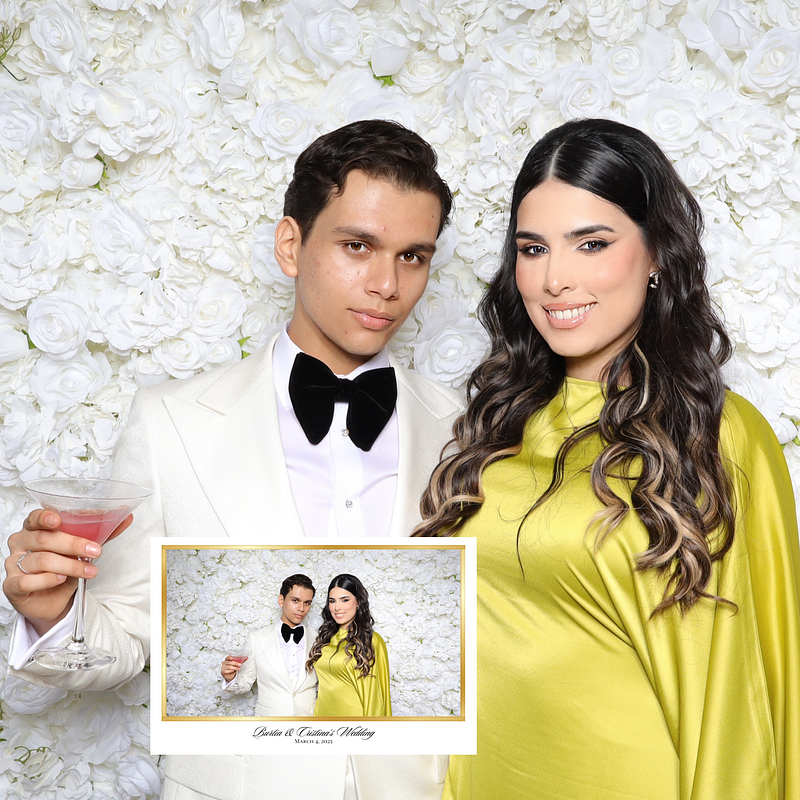 3 Hour Digital + Prints Photo Booth 