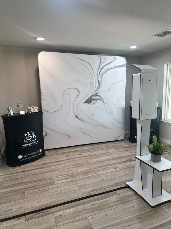 The Digital Traditional Booth 