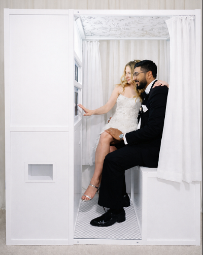 Classic Enclosure Photo Booth