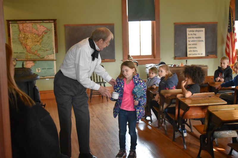 Field Trip (Students) - Just Schoolhouse
