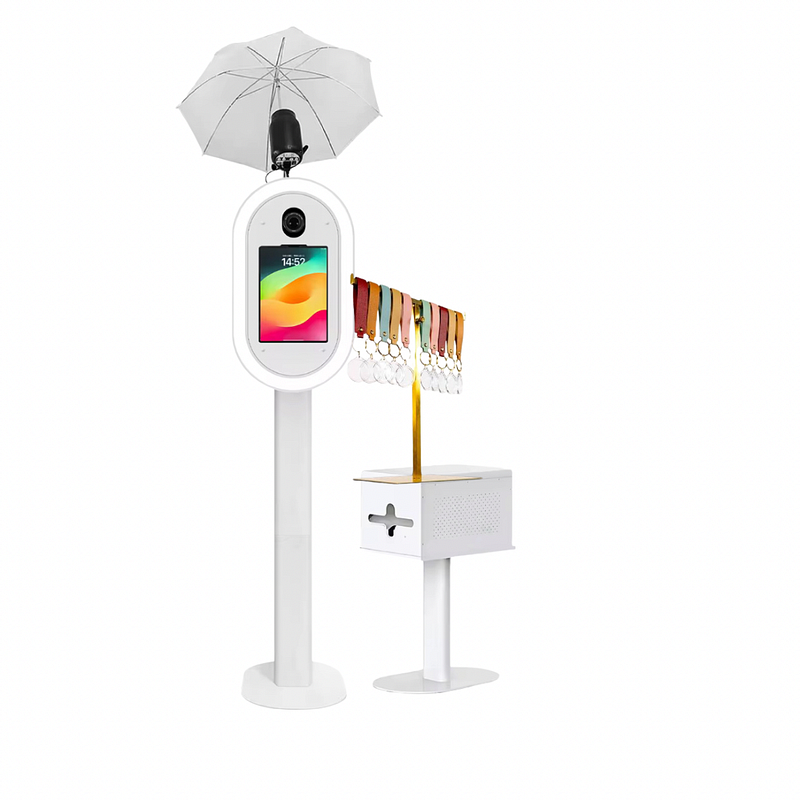  PHOTO BOOTH w/PRINTS & ON SITE KEYCHAINS (FOR GUEST 50 & UNDER)