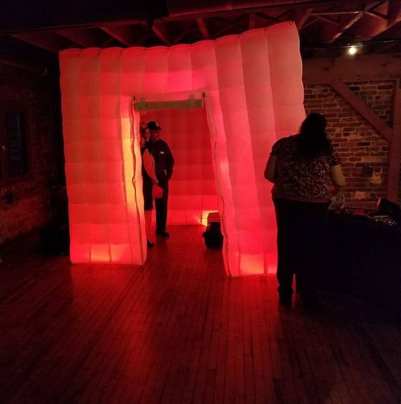 Enclosed LED Photo Booth 5 Hour