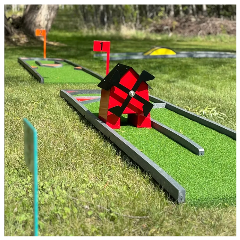 SELF SERVE Mini Golf Course Rental
