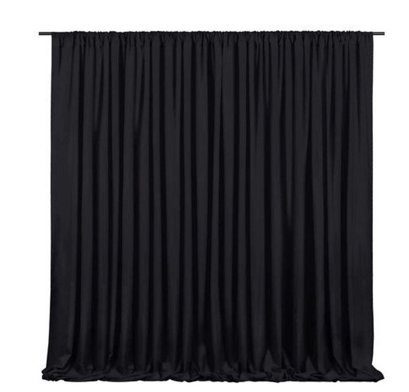 Black Curtain