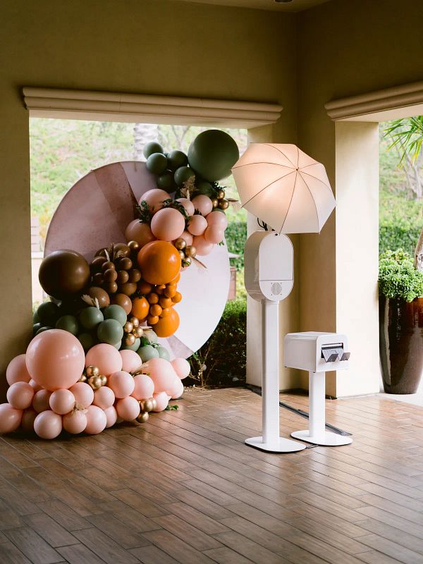 Party - Modern Signature Experience