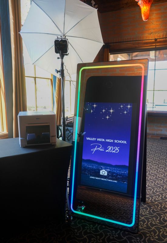 Grand Mirror Booth Rental 4 Hour Rental 