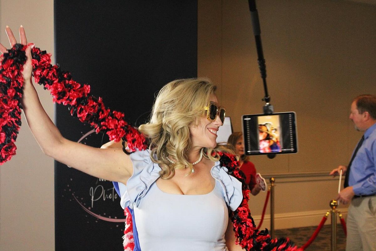 Overhead 360 Photo Booth