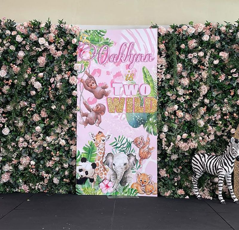 Flower Wall w/ banner