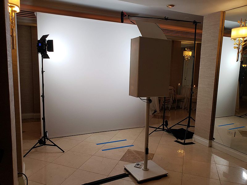 Video Confessional Booth (OPEN-AIR)