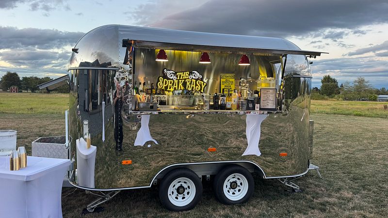 The Grand Speak Easy - Premium Trailer + Custom Bar & Toast-Cam
