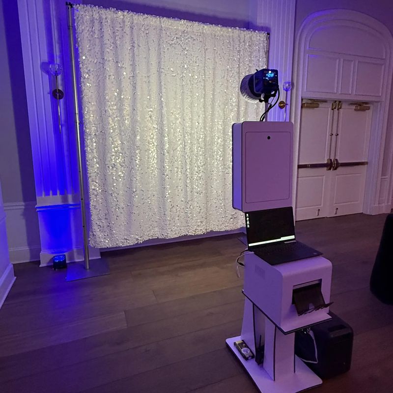 Professional Camera Open Photo Booth (includes instant prints)