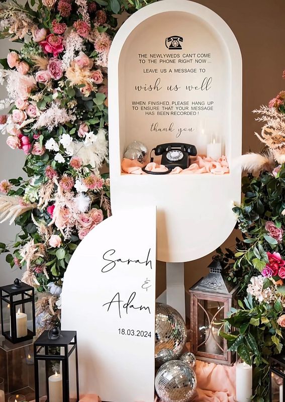 Audio Guest Book - Lux Set Up