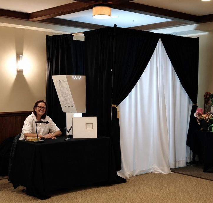 Wedding Enclosed Photo Booth with 2x6 Prints