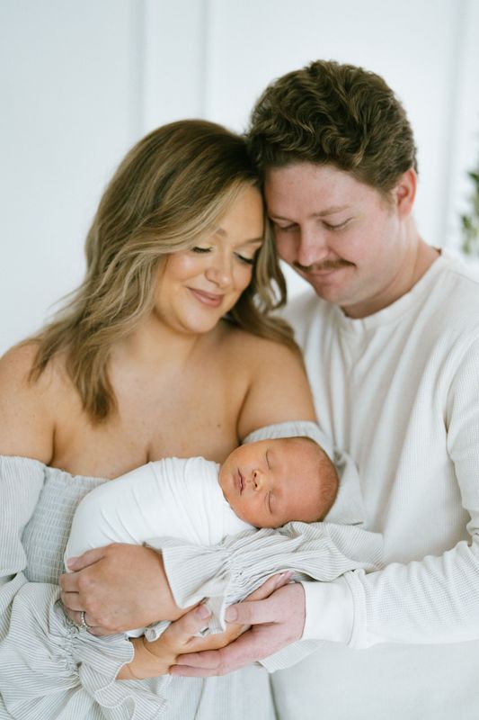 Bump to Baby with Family Newborn