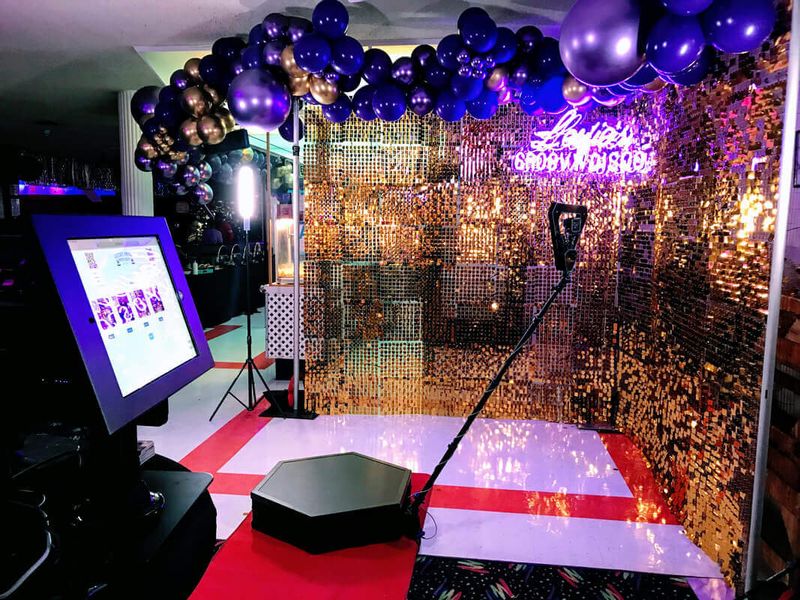 STRIKE A POSE 360 PHOTO BOOTH 2HR SERVICE