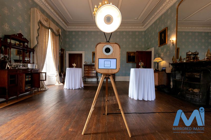 Vintage Prelude Photo Booth Experience