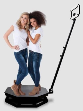 360 Photobooth - Small Platform: 2-3 Persons - Video Images