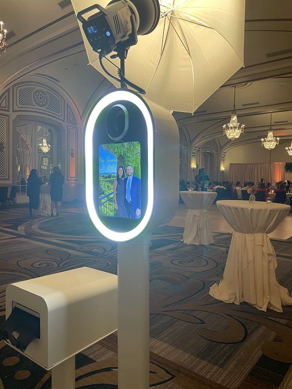  Instant Glam – Prints + Keychains