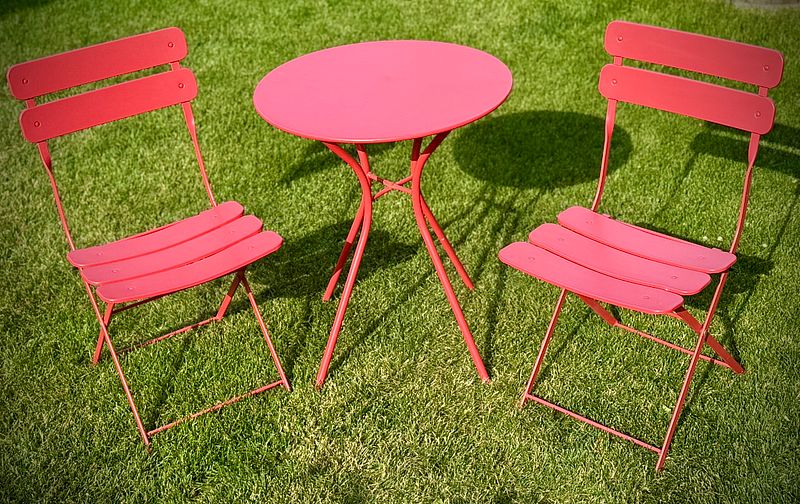 Red Bistro Table & Matching Chairs $50/day