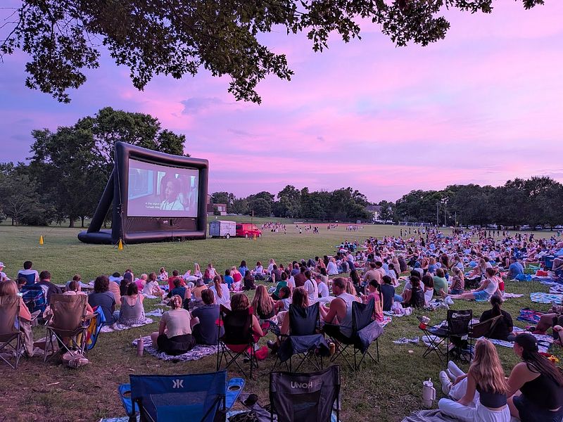 32' Outdoor Movie Package