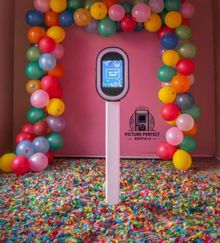 THE PICTURE PERFECT EXPERIENCE + Printed Photos