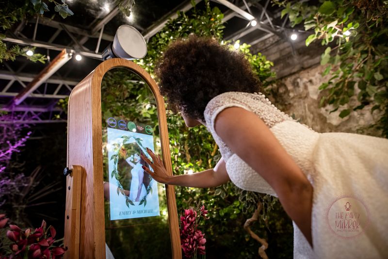 Silver Wedding Mirror Photo Booth Experience: