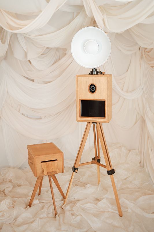 The Glam Booth