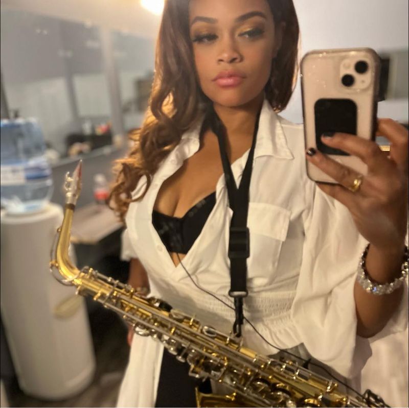Trinity Sharpe | Saxophonist