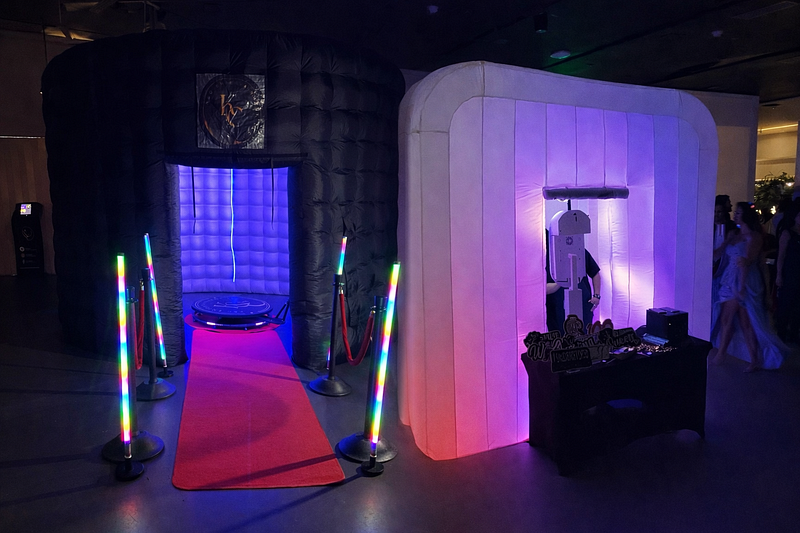 Ultimate Photo Booth Experience Package