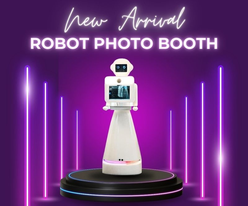 Gabbie The Robot Photo Booth