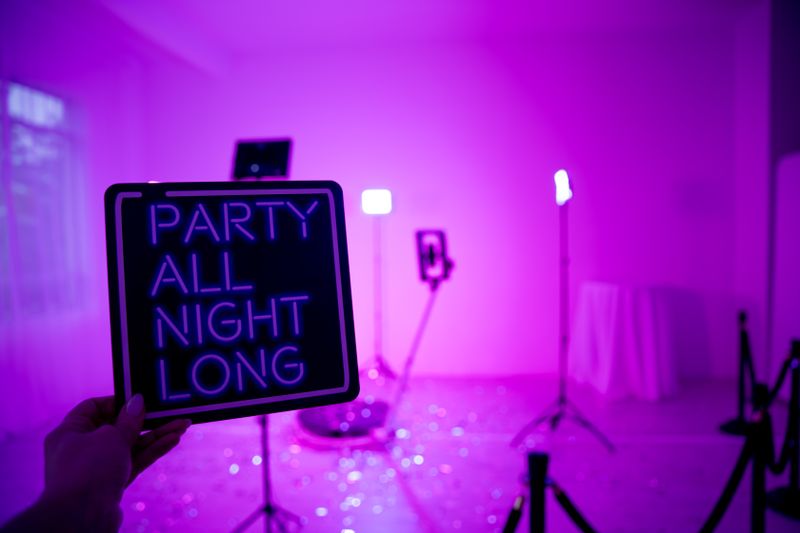 Ultimate Corporate Experience - DSLR Photo Booth + 360 Combo