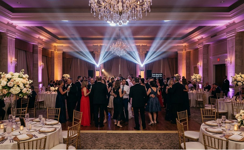 2 Moving Heads & 18-26 Uplights for Large Size Venue