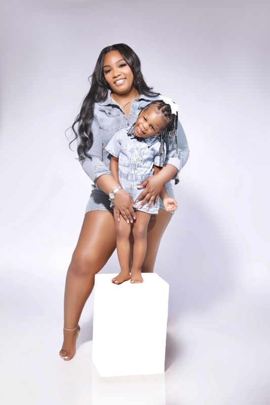 Sparkle Family Standard(2-3 People) $200.00