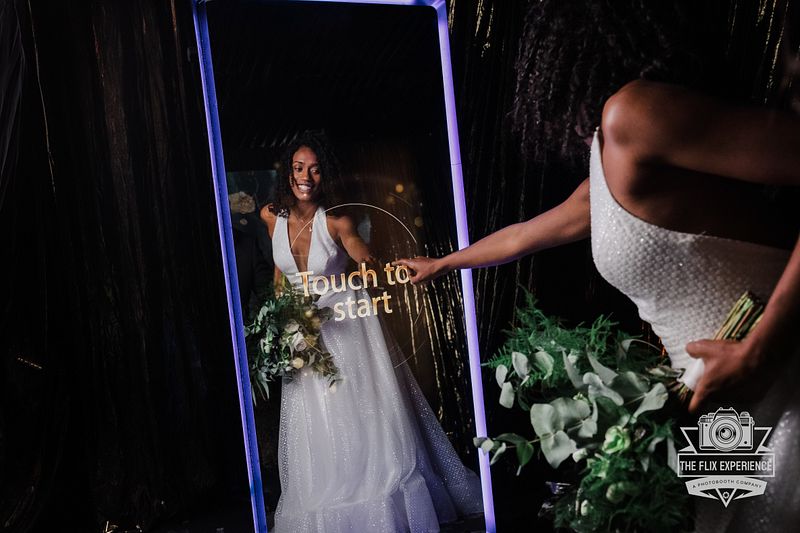 Magic Mirror Photo Booth (3 Hours)