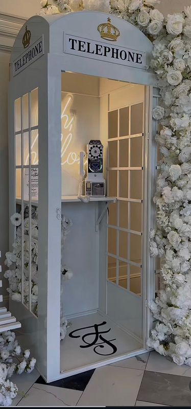 Guest Book + Telephone Booth 