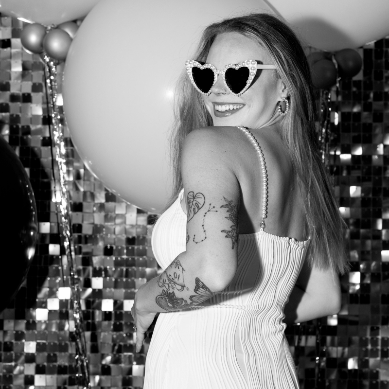 Incredible Wedding Glam Booth Experience