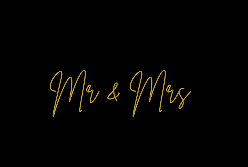 "Mr & Mrs." Wooden Sign 