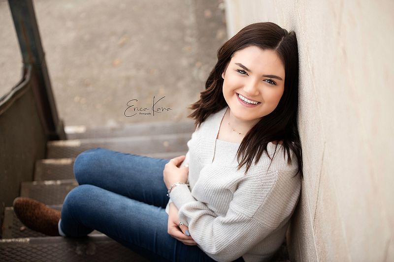 SENIOR SESSION PACKAGE