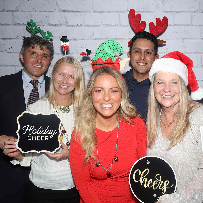 Selfie Station Luxe Premier Holiday Experience